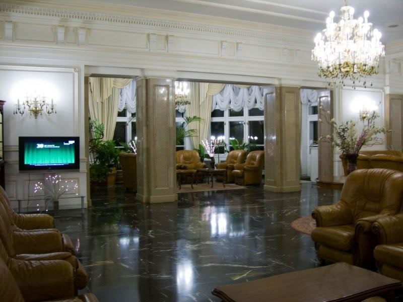 Same Location Russia Hotel Palace Sinaia | Sinaia | Cazare Rezervari Preturi Oferte Camere