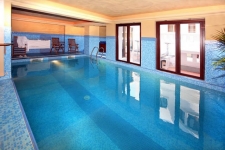 Vigo Hotel Ploiesti - piscina interioara