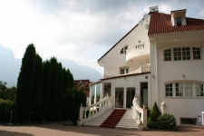 Hotel Club Austria Busteni - prezentare exterior
