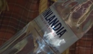 Finlandia Vodka - editie limitata, cu eticheta ce indica temperatura ideala de servire